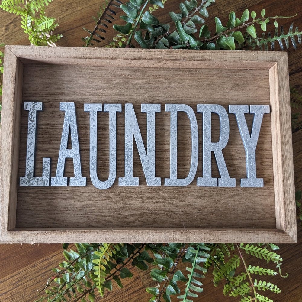 Laundry sign